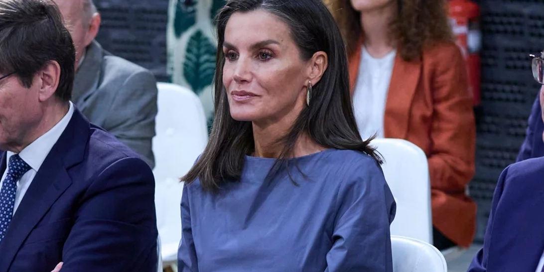 Grey-Blending | H βασίλισσα Letizia μόλις υιοθέτησε την πιο "βολική" τάση μαλλιών για γυναίκες άνω των 50