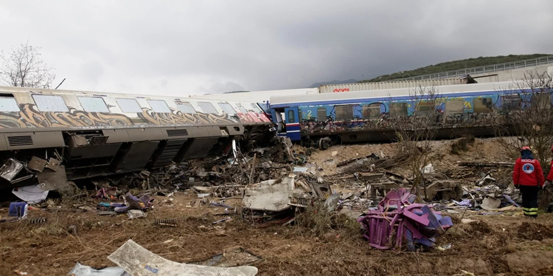 Η συγκλονιστική ιστορία του 22χρονου | "Έχασε το πορτοφόλι του και δεν μπήκε στο τρένο την τελευταία στιγμή - όλοι του οι φίλοι ήταν μέσα"