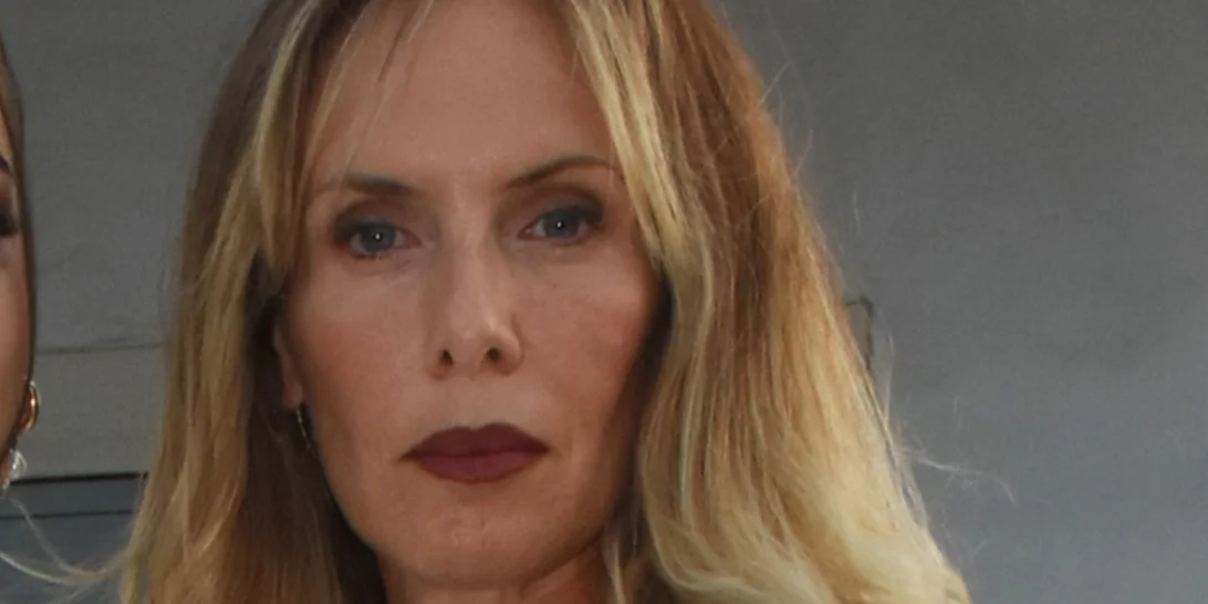 Εβελίνα Παπούλια | "Λατρεύω τα μπότοξ"