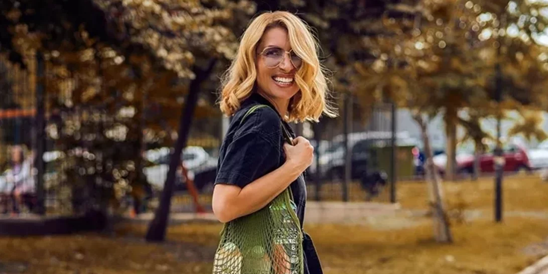 Μαρία Ηλιάκη | Αυτά είναι τα 5 beauty προϊόντα που δεν αποχωρίζεται στις διακοπές της