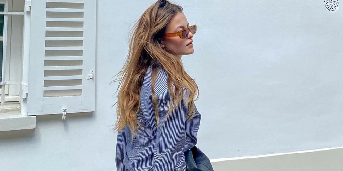 Η Γαία Μερκούρη προτείνει τον πιο cool τρόπο για να φορέσεις ένα denim σορτς αυτή την εποχή