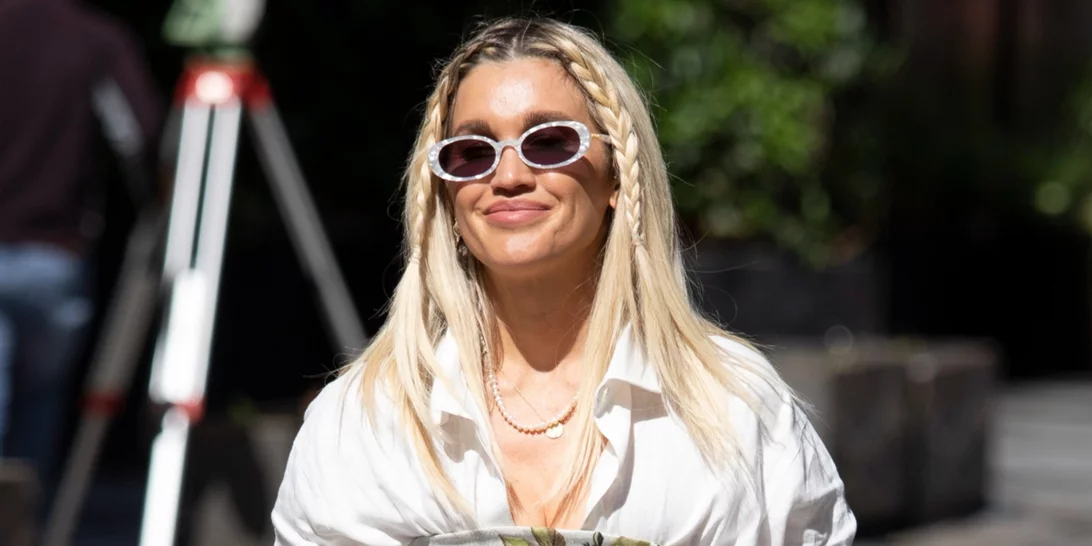 Έχει καύσωνα | Πως θα ντυθείς για να παραμένεις κομψή