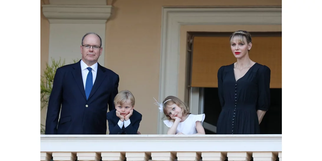 Πριγκίπισσα Charlene | Μακριά από τον Αλβέρτο του Μονακό στην επέτειο γάμου τους