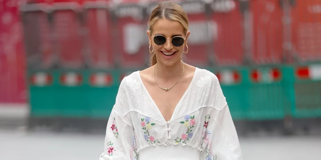 Αυτή είναι η καλύτερη στιλιστική συμβουλή για το καλοκαίρι | Προτίμησε ρούχα σε αυτά τα υφάσματα