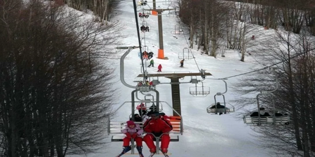 Ρεκόρ επισκεπτών στα χιονοδρομικά κέντρα της Ελλάδας