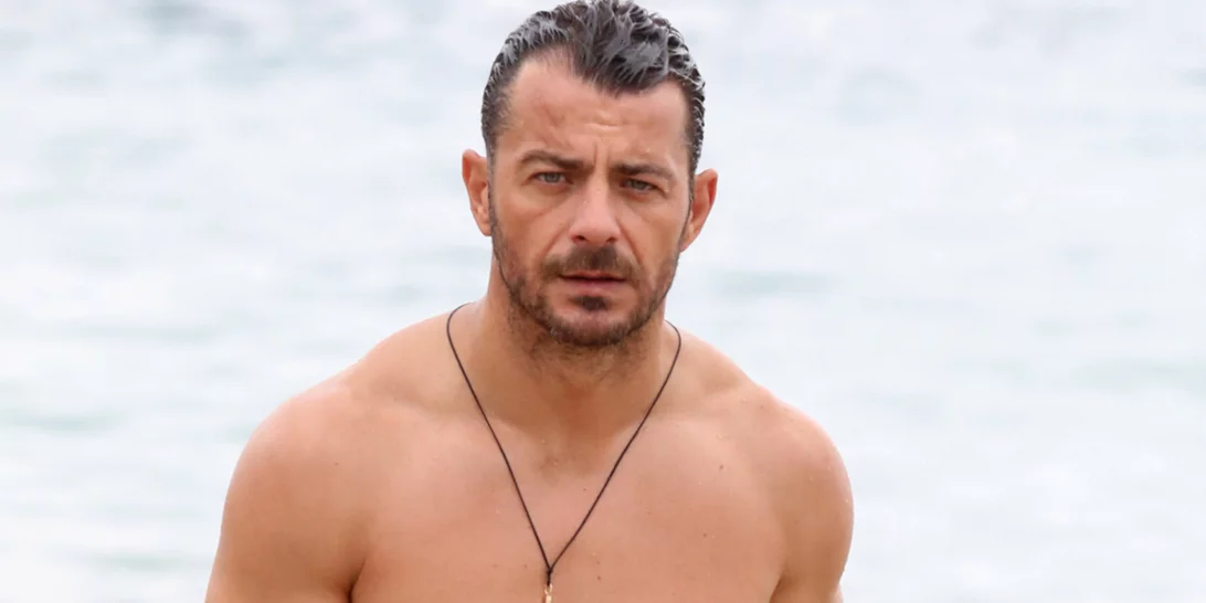 Γιώργος Αγγελόπουλος | Με το σκάφος του στο Πευκί της Εύβοιας για να βοηθήσει στην εκκένωση