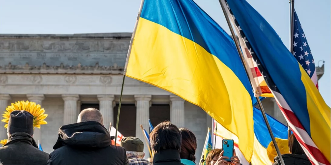 Οι αναρτήσεις των celebrities στα social media για την ρωσική εισβολή στην Ουκρανία