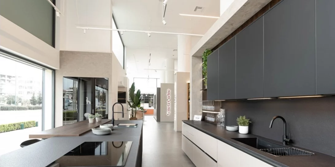 Εσύ επισκέφτηκες το νέο κατάστημα Veneta Cucine στη Γλυφάδα;