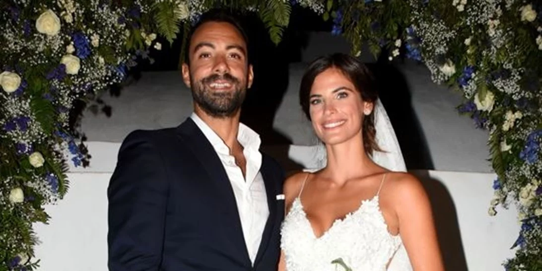 Naked Cake | H μεγάλη foodie τάση που είδαμε στον γάμο της Χριστίνας Μπόμπα