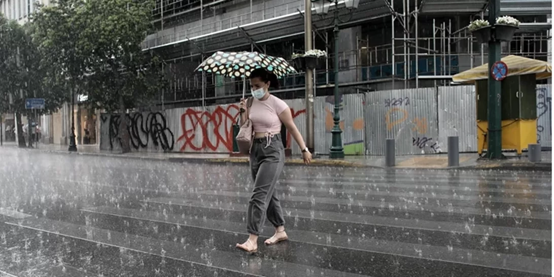 Μίνι κακοκαιρία θα σαρώσει τη χώρα - Πού και πότε θα σημειωθούν καταιγίδες και χαλαζοπτώσεις