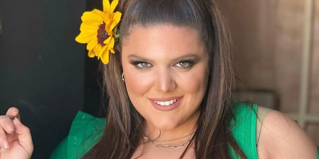 Η Δανάη Μπάρκα βρήκε το κραγιόν που όντως μένει αναλλοίωτο για έως και 16 ώρες