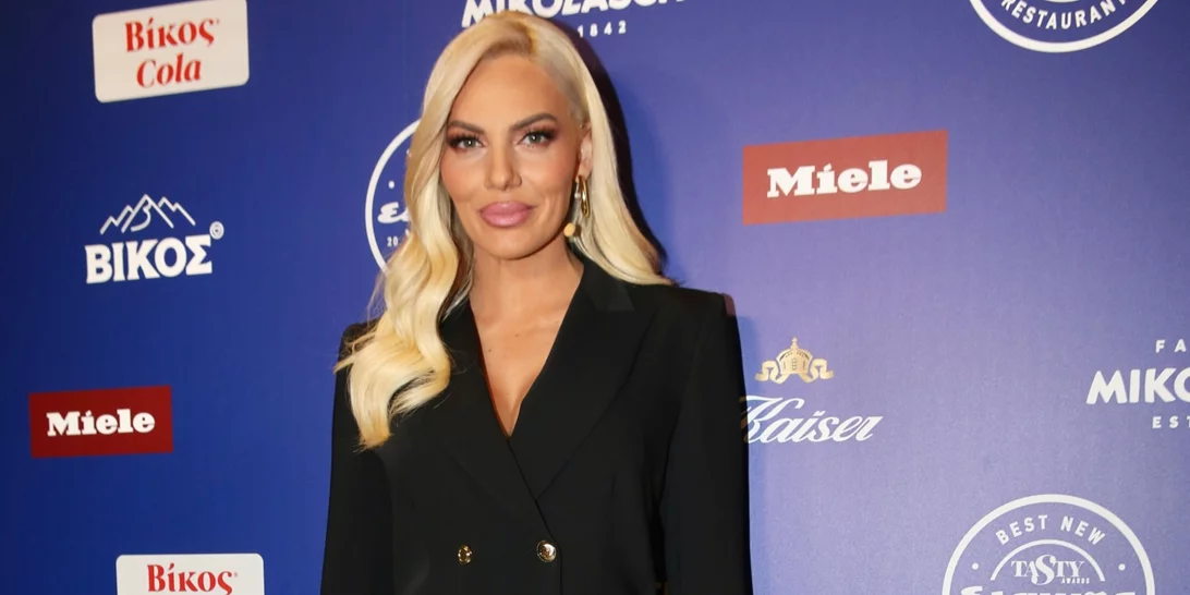 Ιωάννα Μαλέσκου | Το θηλυκό της κοστούμι είναι η πιο chic επιλογή για επίσημες εμφανίσεις παντός καιρού