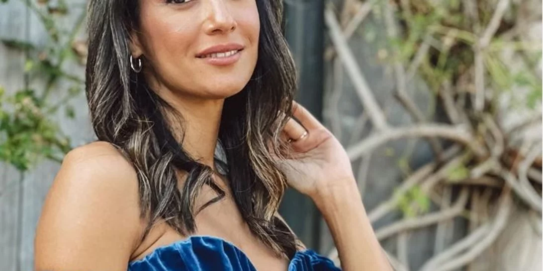 Ευγενία Σαμαρά | Βραδιά στο σπίτι με φίλους - Το cozy λευκό σύνολό της