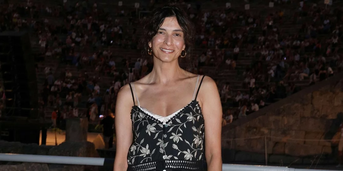 Η Αντιγόνη Κουλουκάκου δημιούργησε το look που μπορείς να φορέσεις από το πρωί έως το βράδυ