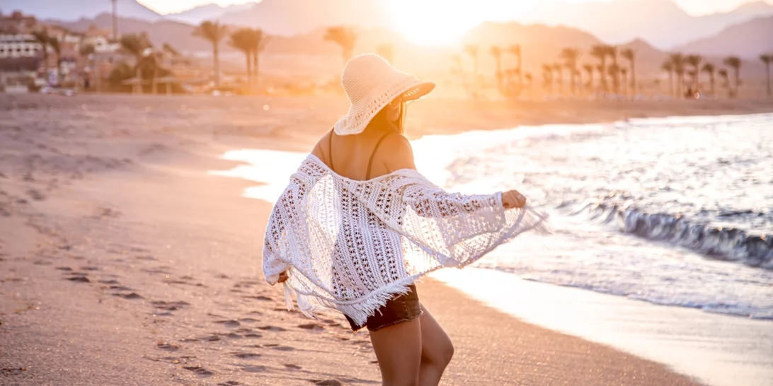 Τα μυστικά του beach look που θα σου λύσουν τα χέρια φέτος το καλοκαίρι