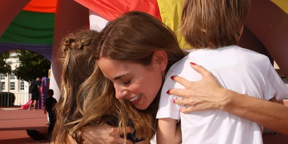 Δούκισσα Νομικού | Στο σινεμά με τον Σάββα της - Με ασορτί αξεσουάρ