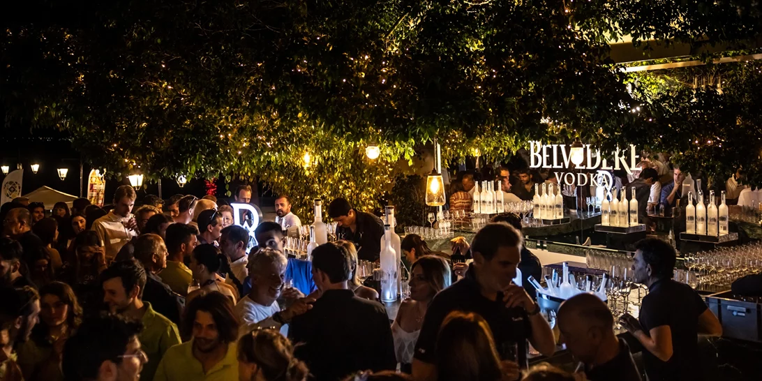 Spetses Classic Yacht Regatta 2023 | Λαμπερή έναρξη με ένα Welcome Party στο Poseidonion Grand Hotel