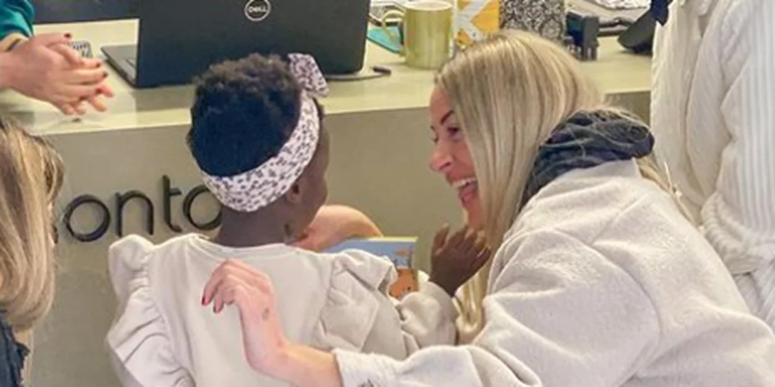 Χριστίνα Κοντοβά | Η κόρη της, Ada, την επισκέφτηκε στο γραφείο της