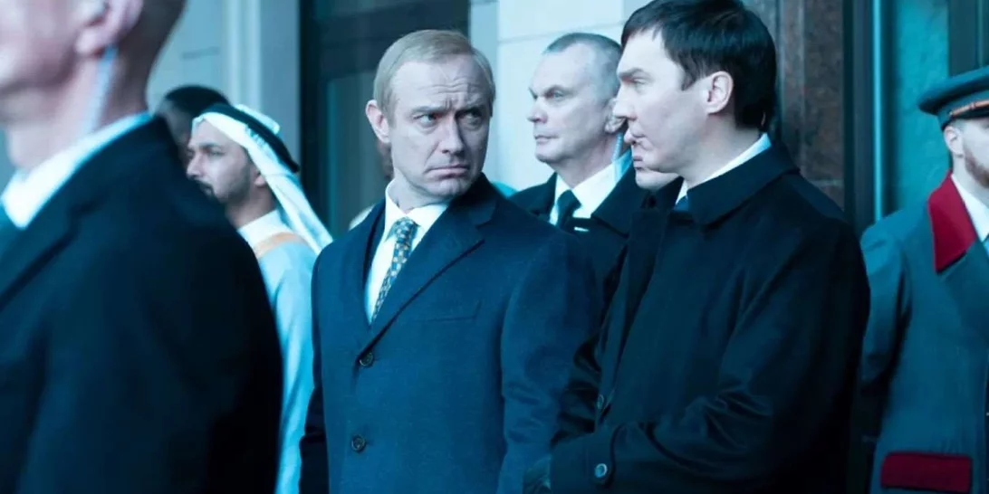 Αγνώριστος ο Jude Law ως Vladimir Putin στην ταινία The Wizard of the Kremlin