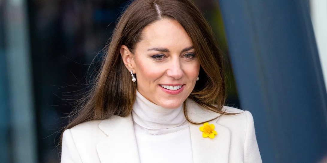 Η κίνηση που προκάλεσε θεωρίες συνωμοσίας για την Kate Middleton - Δεν είναι το ρετούς στη φωτογραφία
