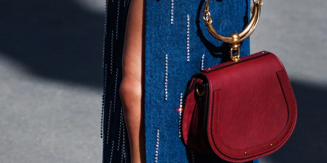 Αυτή είναι η νέα ''it'' τσάντα που δεν αποχωρίζονται οι celebrities