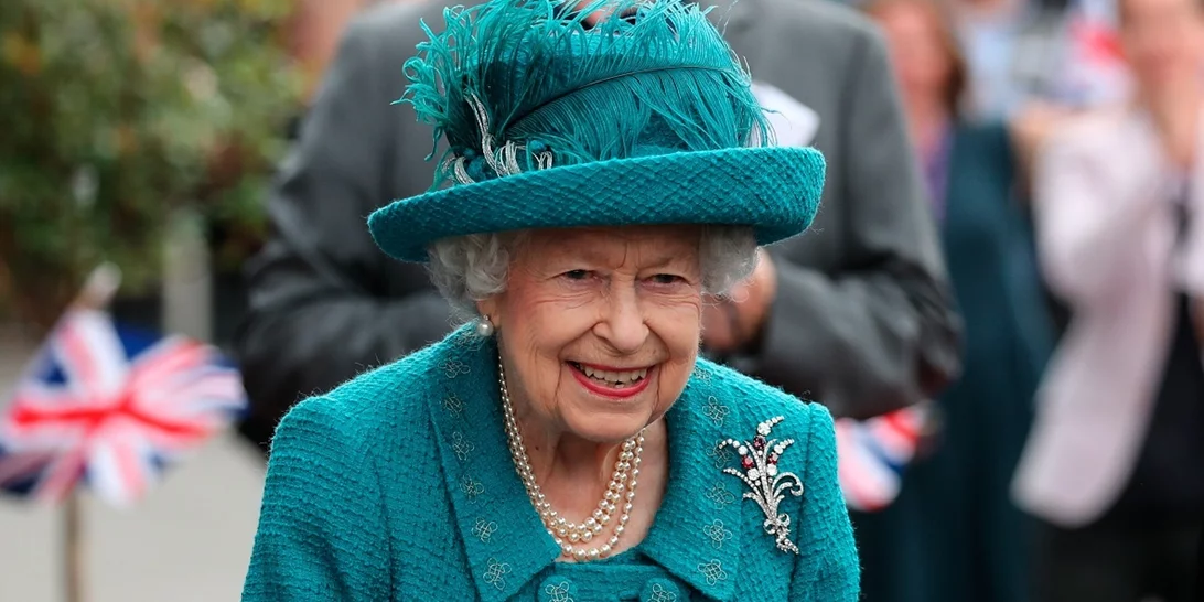 Βασίλισσα Ελισάβετ | Ο ανορθόδοξος τρόπος με τον οποίο έτρωγε πάντα μπανάνες