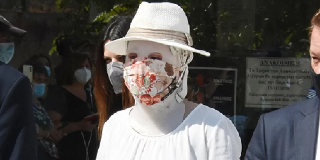 Επίθεση με βιτριόλι | Στο δικαστήριο η Ιωάννα - Παρούσα ξανά η Κακαράντζουλα - Kαταθέτουν οι γιατροί