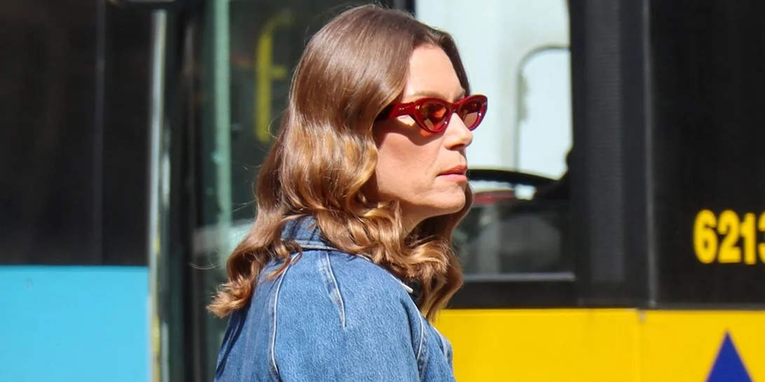 Η Βίκυ Καγιά με soap nails, την πιο chic τάση νυχιών της άνοιξης