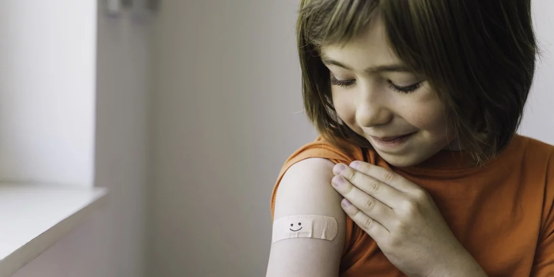 Παιδικά εμβόλια και αυτισμός | Η νέα διατύπωση του CDC και τι πρέπει να γνωρίζουν οι γονείς