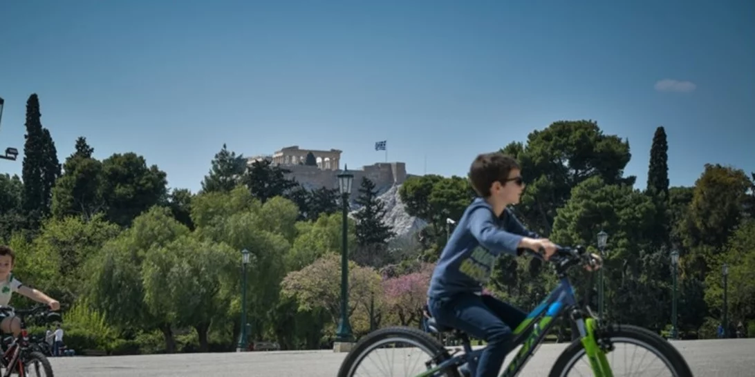 Αίθριος καιρός σήμερα με τοπικές νεφώσεις - Πότε έρχονται αλκυονίδες ημέρες με 20άρια