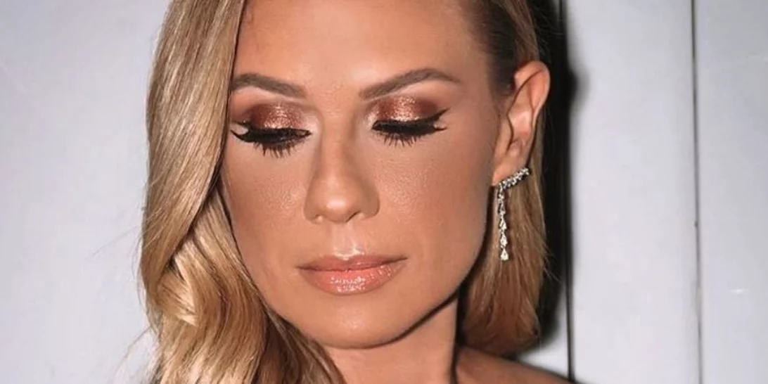 Η on camera αντίδραση της Κατερίνας Καραβάτου στις φήμες που τη θέλουν σε σχέση με τον Χρήστο Φερεντίνο