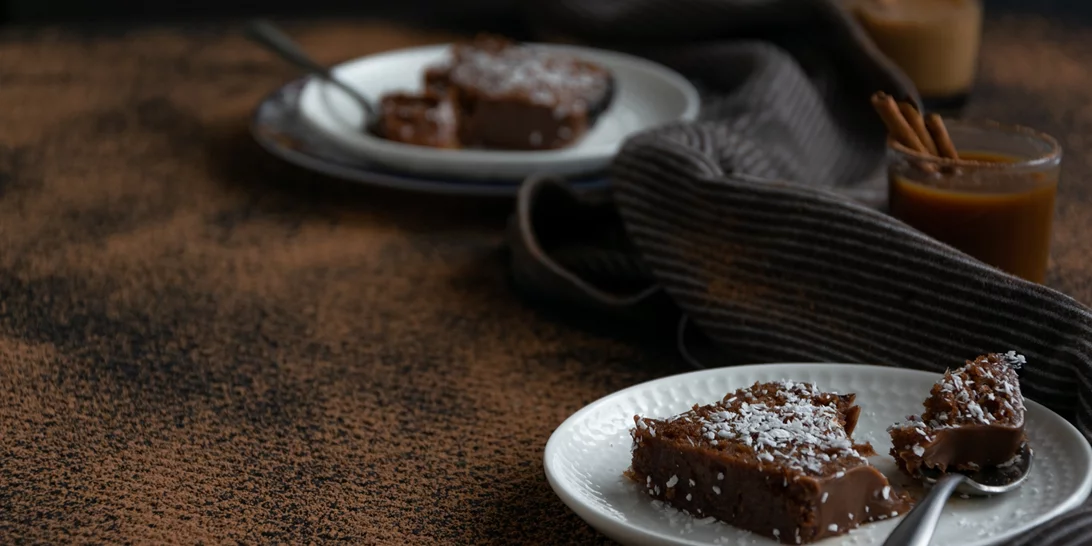 Choco Lovers | Εσύ δοκίμασες την πανεύκολη ανοιχτή σοκολατόπιτα του Άκη Πετρετζίκη;