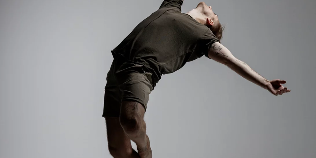 O Ουκρανός χορευτής, Σεργκέι Πολούνιν, που είχε κάνει τατουάζ με το πρόσωπο του Πούτιν στο στήθος, δεν θα χορέψει στο Μιλάνο