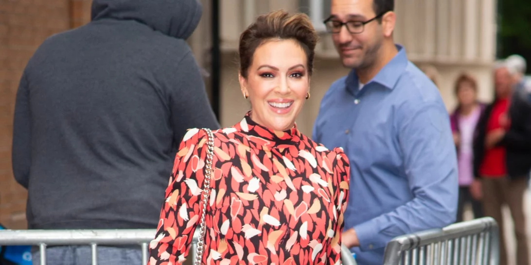 Alyssa Milano | Πίστευε πως οι αποβολές της ήταν "καρμική τιμωρία" για τις αμβλώσεις που είχε κάνει