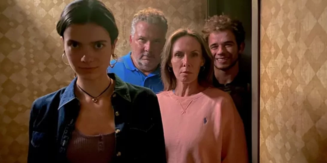 Ντένης Ηλιάδης και Εβελίνα Παπούλια μιλούν για το αγωνιώδες θρίλερ "Buzzheart"