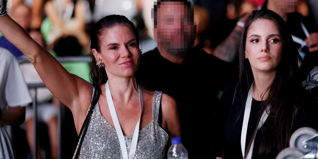 Μιράντα Πατέρα | Το διαχρονικό φόρεμα της γυναικείας γκαρνταρόμπας που επέλεξε για την εμφάνισή της σε κοσμικό event