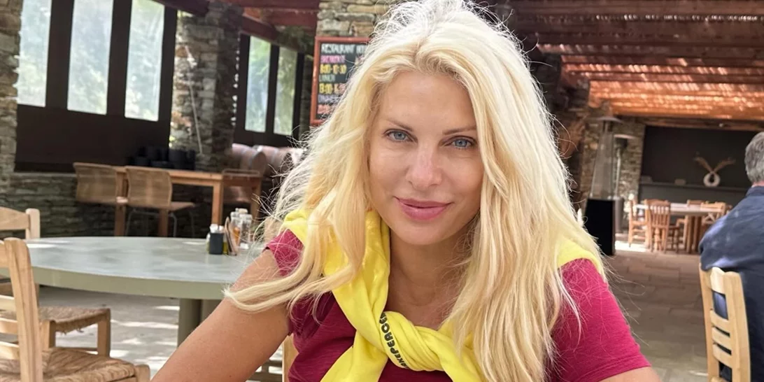 Ελένη Μενεγάκη | Αγκαλιά με τον Μάκη Παντζόπουλο και την κόρη τους, Μαρίνα στο πιο cute στιγμιότυπο