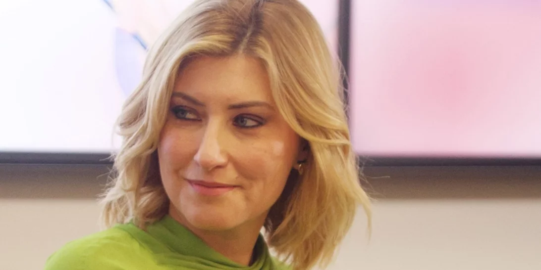 Η Σία Κοσιώνη μας βάζει στο γραφείο της | Η cute λεπτομέρεια με τον γιο της που παρατηρήσαμε