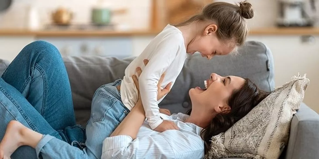 Πονόλαιμος στα παιδιά τον χειμώνα | Αιτίες, συμπτώματα και τρόποι ανακούφισης