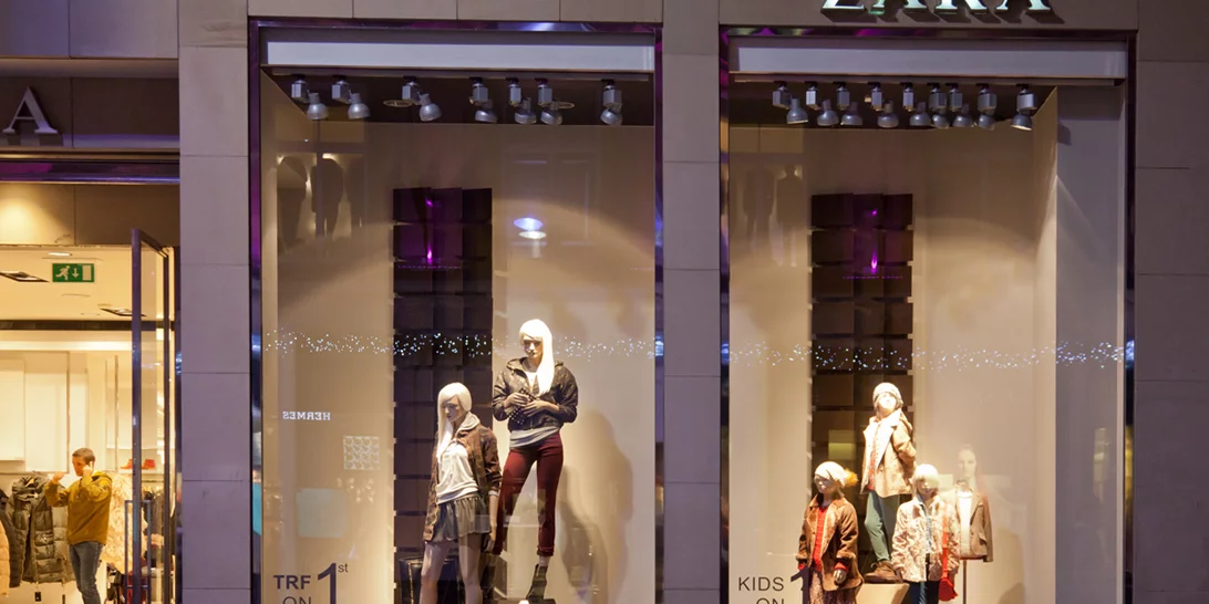 To Zara λανσάρει για πρώτη φορά συλλογή μακιγιάζ