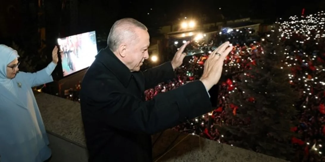 Ο "σουλτάνος" Ερντογάν ξεκινά την τρίτη δεκαετία στην εξουσία - Γιατί κέρδισε πάλι τις εκλογές