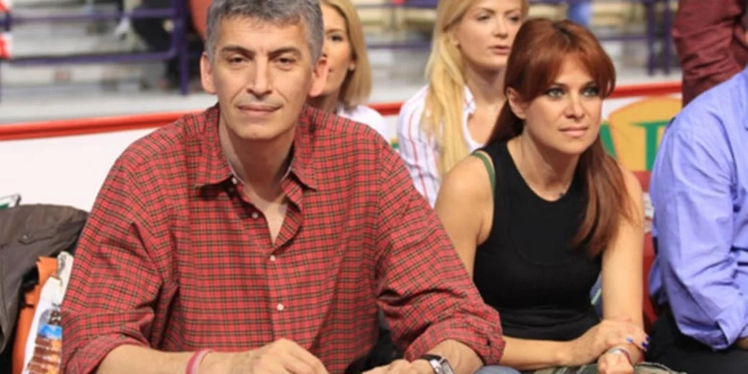 Παναγιώτης Φασούλας | Η σπάνια φωτογραφία με τη σύζυγό του Μάσα και την κόρη τους