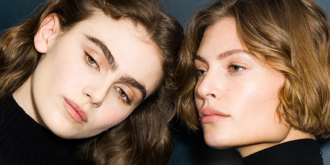 Βρήκα 3 απίστευτα οικονομικές mascaras που χαρίζουν θεϊκές βλεφαρίδες