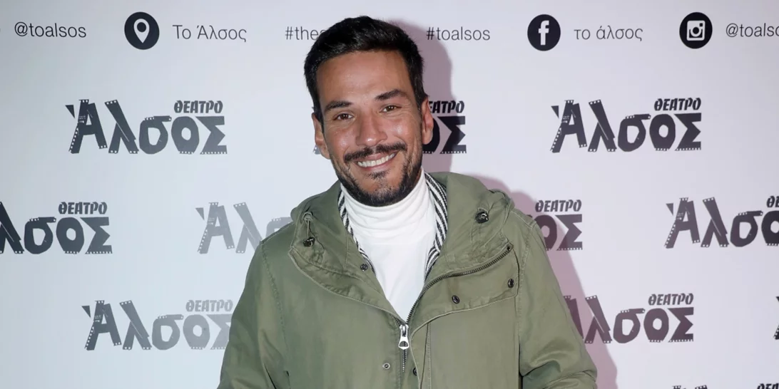 Κώστας Τσουρός | Η μοντέρνα και cozy διακόσμηση που έχει επιλέξει για το σπίτι του