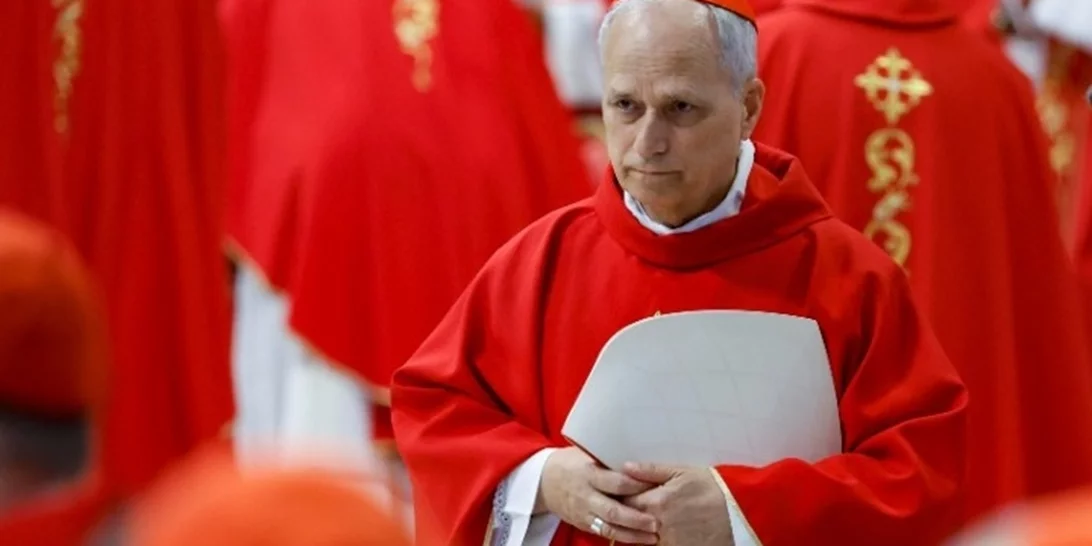 Πάπας Λέων ΙΔ' | Το πρώτο βίντεο μετά την εκλογή του - Η προσευχή σε παρεκκλήσι και τα χειροκροτήματα των Καρδιναλίων