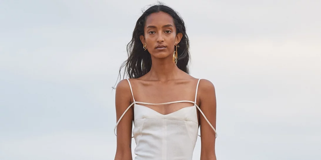 10 λευκά φορέματα που μπορείτε να φορέσετε αντί για νυφικό