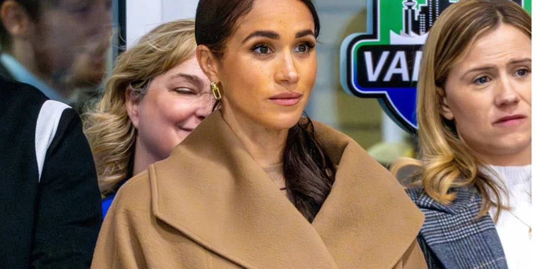 Meghan Markle | Το spring look που επέλεξε για μεσημεριανή έξοδο είναι αυτό που θα φορέσουμε περισσότερο φέτος