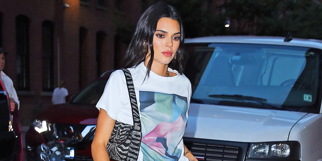 Το ήξερες πως χρειάζεσαι 5 Τ-shirts στην γκαρνταρόμπα σου; | Τα απαραίτητα σχέδια για κάθε περίσταση