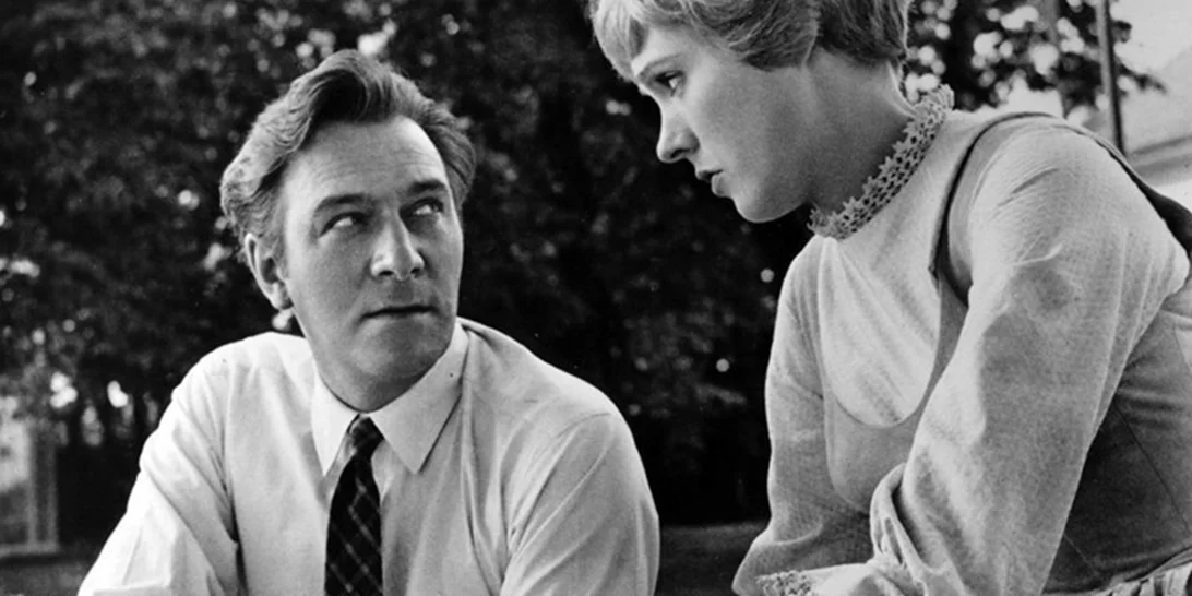 Τζούλι Άντριους | O κακοποιητικός, αλκοολικός πατριός και η επέμβαση που της κατέστρεψε τη φωνή