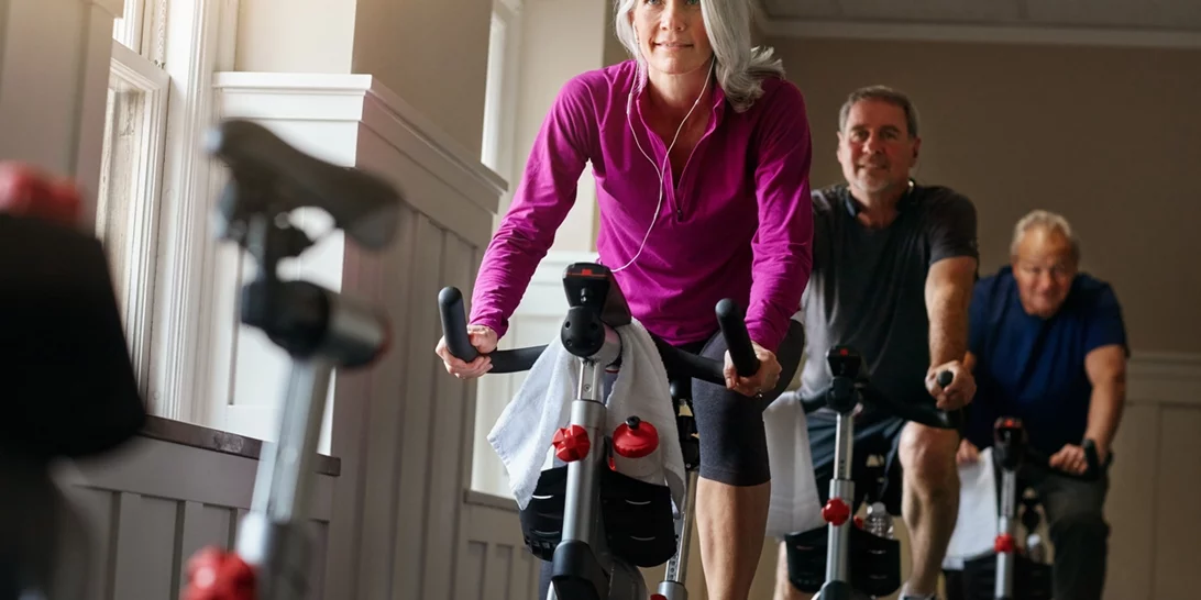 4 ασκήσεις που καλό είναι να αποφύγεις μετά τα 50